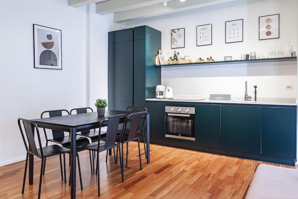 Elegante Loft Su 2 Piani A 5 Minuti Da San Siro Apartment Milan Luaran gambar