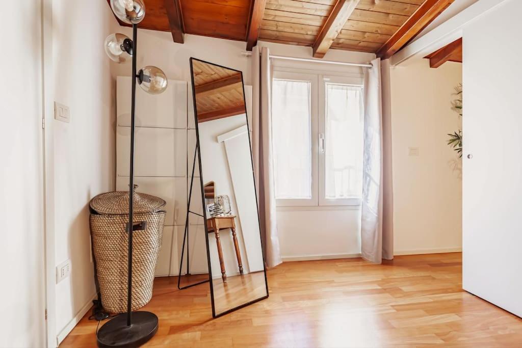 Elegante Loft Su 2 Piani A 5 Minuti Da San Siro Apartment Milan Luaran gambar