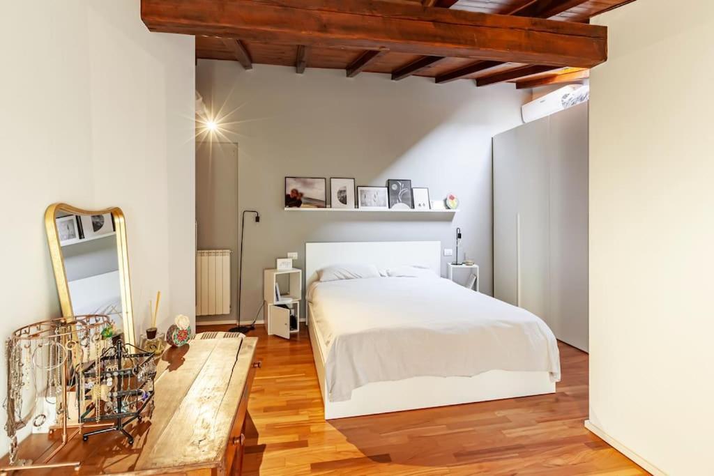 Elegante Loft Su 2 Piani A 5 Minuti Da San Siro Apartment Milan Luaran gambar